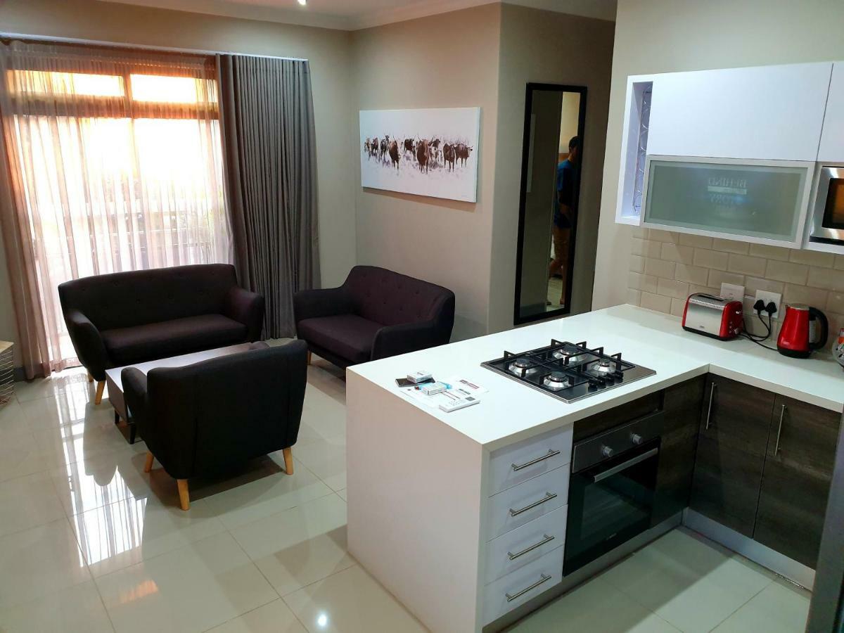 Hotel At Hatfield Apartments Pretoria Exterior photo