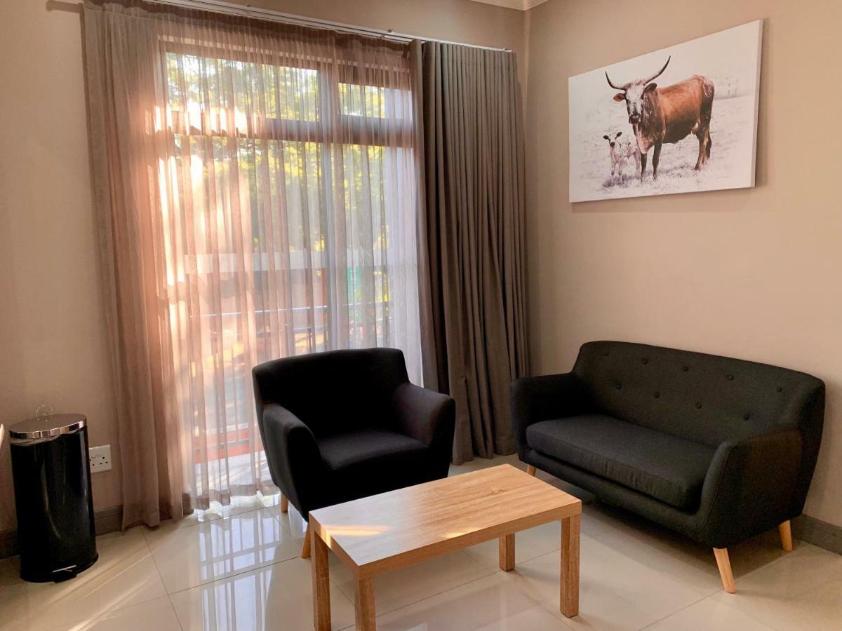 Hotel At Hatfield Apartments Pretoria Exterior photo